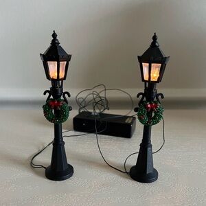 Santa’s Workbench Hexagon Street Lamp Posts Lighted Christmas Village Accessory
